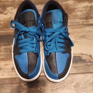Nike Blue and Black Sneakers